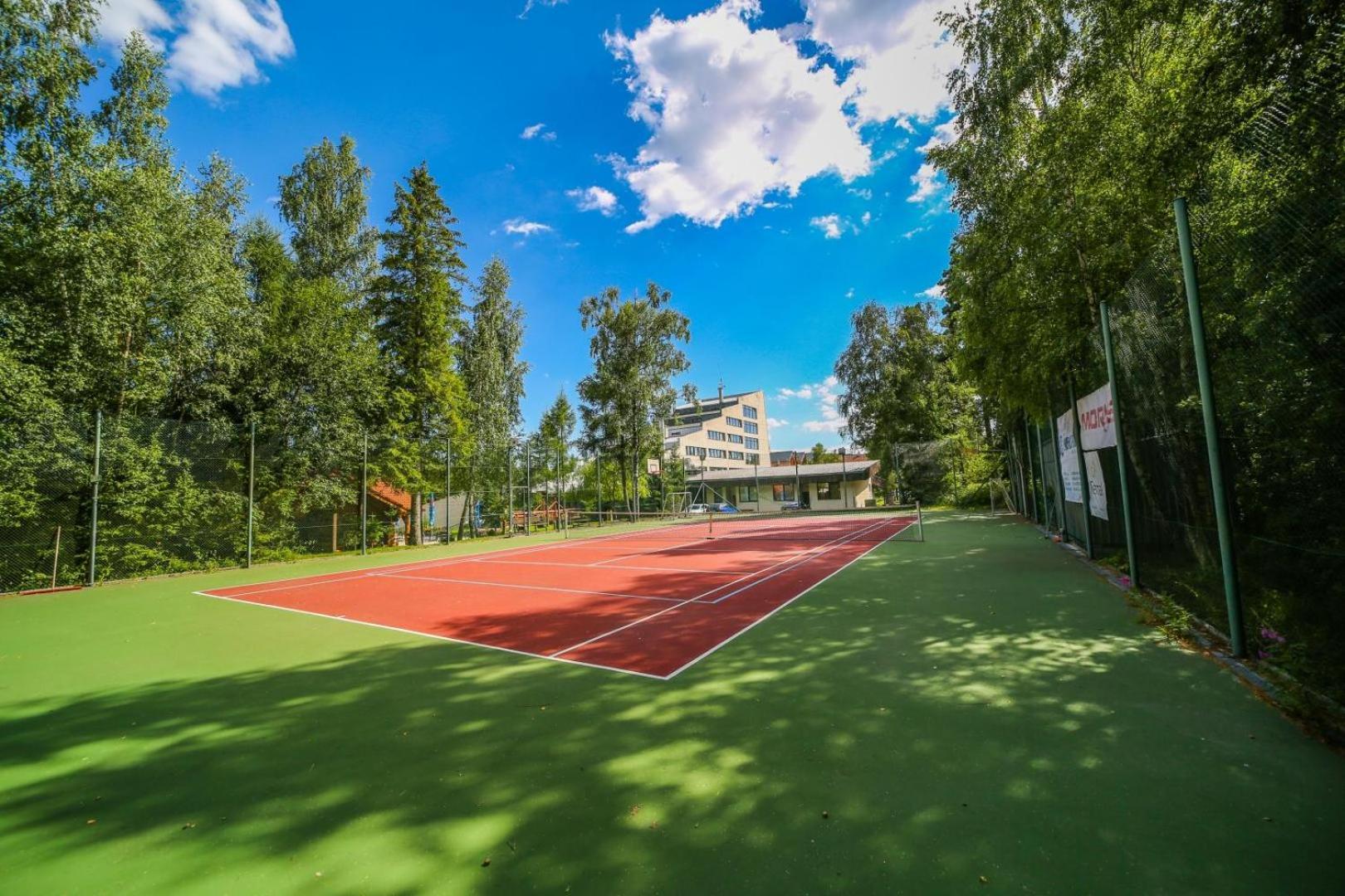 Kontakt Wellness Hotel Татранска Ломница Экстерьер фото