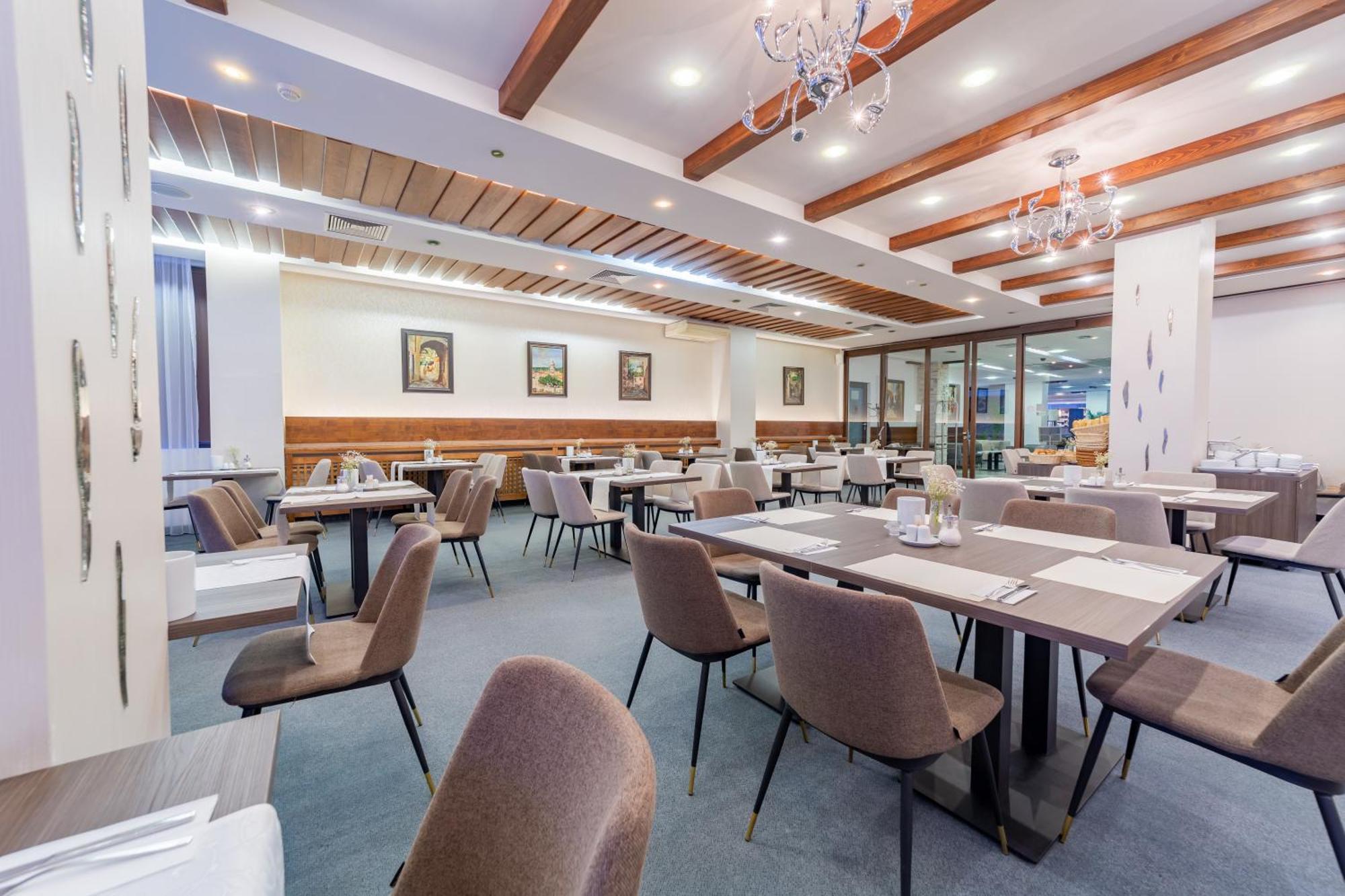 Kontakt Wellness Hotel Татранска Ломница Экстерьер фото